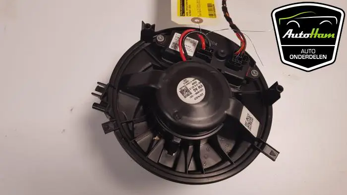 Kachel Ventilatiemotor Volkswagen Passat