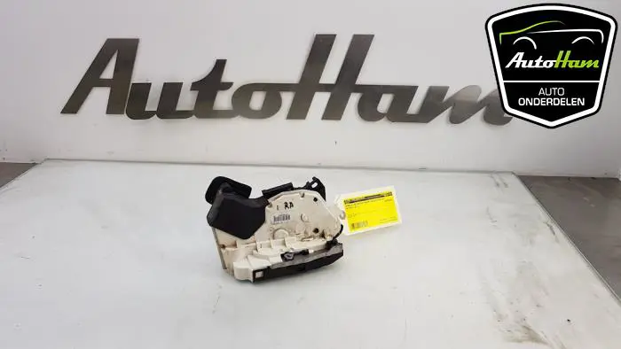 Deurslot Mechaniek 4Deurs rechts-achter Volkswagen Polo