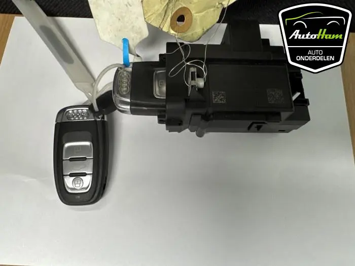 Elektronisch kontaktslot Audi A4