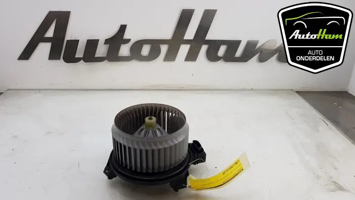 Kachel Ventilatiemotor Suzuki Swift