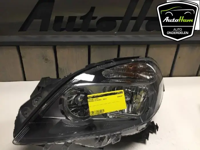 Koplamp links Mercedes B-Klasse