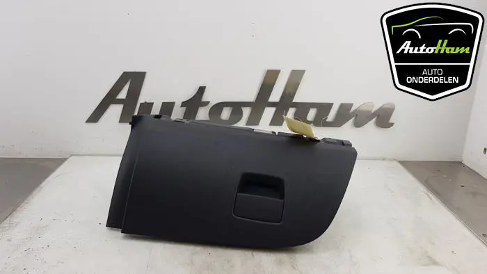 Dashboardkastje Opel Adam