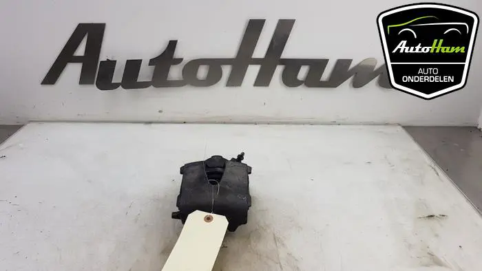 Remklauw (Tang) links-voor Seat Leon
