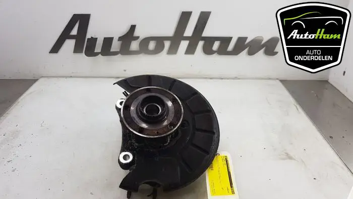 Fusee links-voor Volkswagen Passat