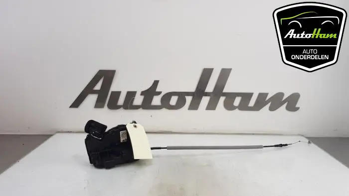 Deurslot Mechaniek 4Deurs rechts-achter Volkswagen Tiguan