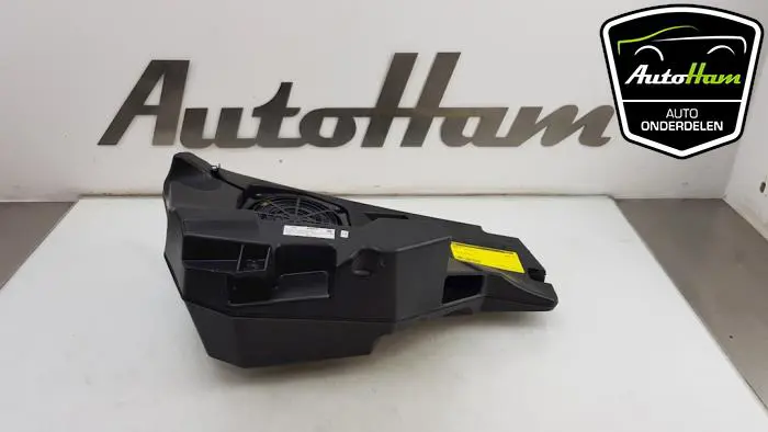 Subwoofer Audi TT