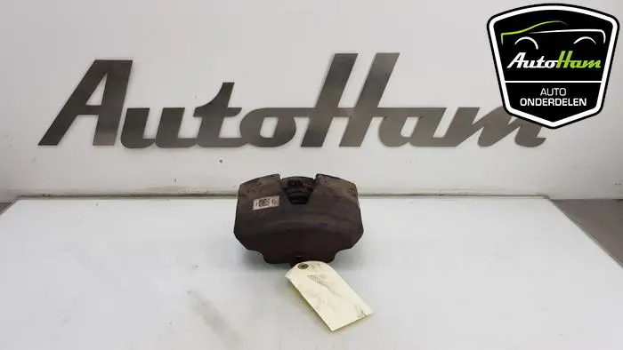 Remklauw (Tang) rechts-voor Audi A6