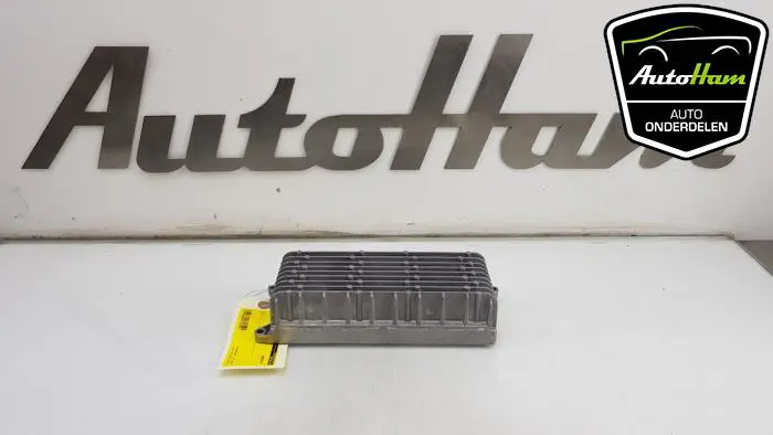 Radio versterker Audi A5
