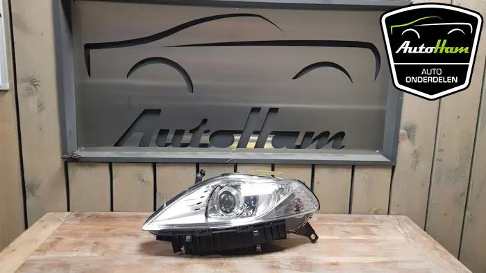 Koplamp links Lancia Y(Psilon)