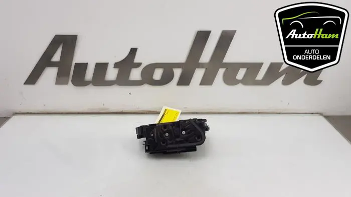 Deurslot Mechaniek 4Deurs rechts-achter Skoda Octavia