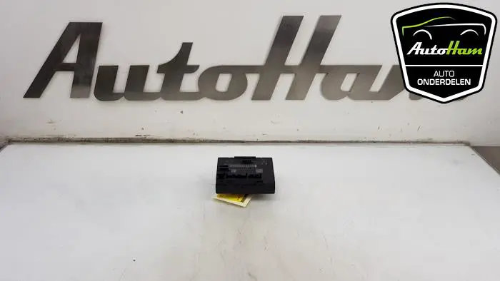 Centrale Deurvergrendelings Module Volkswagen Passat