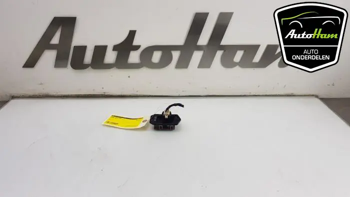 Kachel Weerstand Suzuki Alto