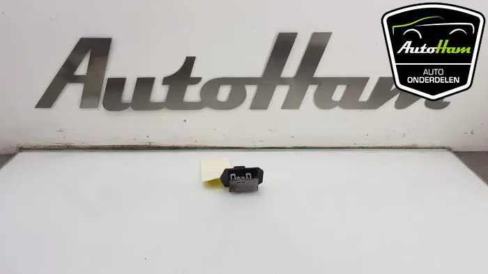 Kachel Weerstand Suzuki Alto