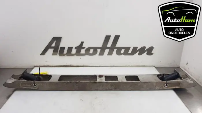 Bumperframe achter Porsche Boxster