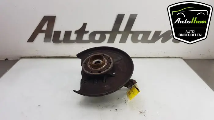 Fusee links-voor Opel Meriva