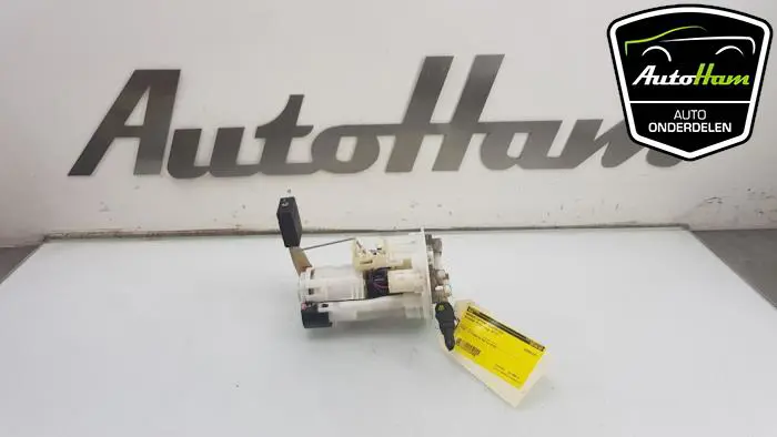 Benzinepomp Nissan Pixo