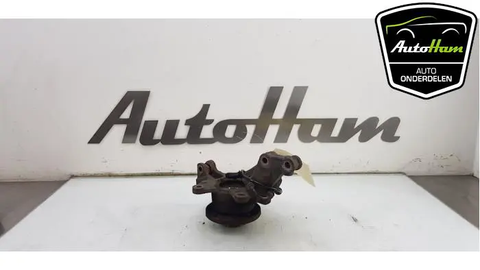 Fusee links-voor Renault Clio