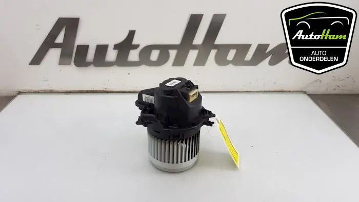 Kachel Ventilatiemotor Renault Clio