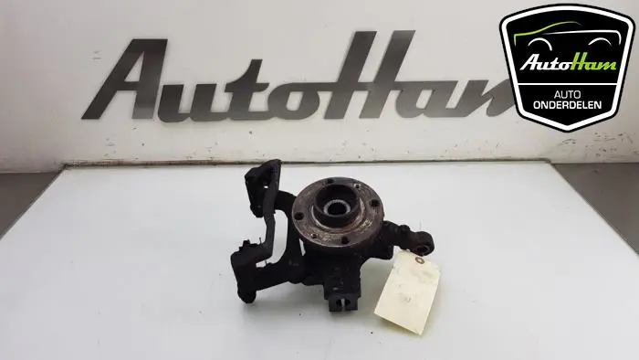 Fusee links-voor Renault Clio