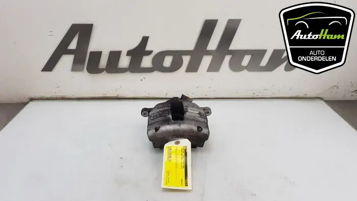 Remklauw (Tang) links-voor Citroen Berlingo