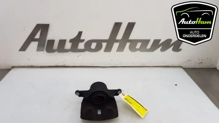Remklauw (Tang) links-voor Nissan Qashqai