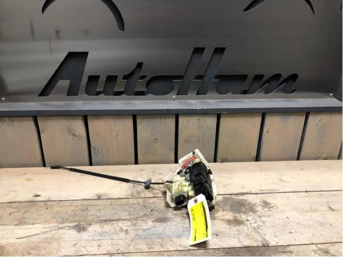 Deurslot Mechaniek 4Deurs rechts-voor Volkswagen Golf