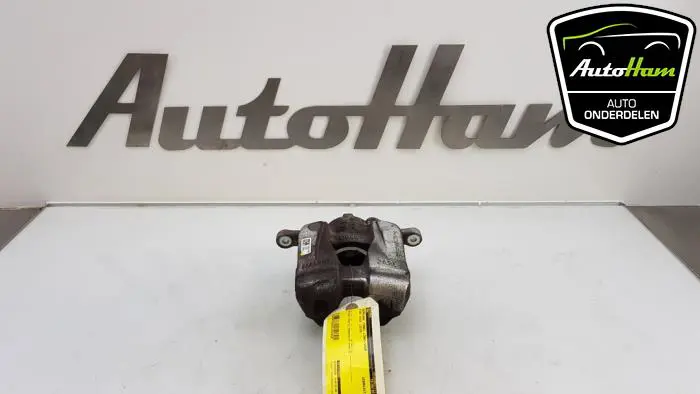 Remklauw (Tang) links-voor Fiat 500X