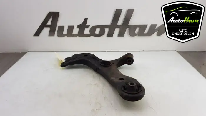 Draagarm links-voor Toyota Auris