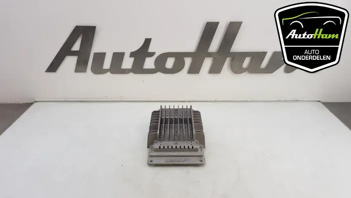 Radio versterker Audi TT