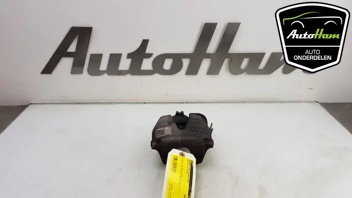 Remklauw (Tang) rechts-voor Audi A4