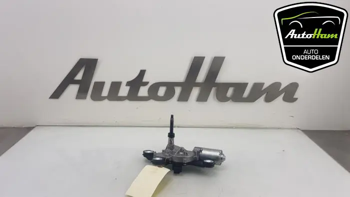 Ruitenwissermotor achter Ford Fiesta