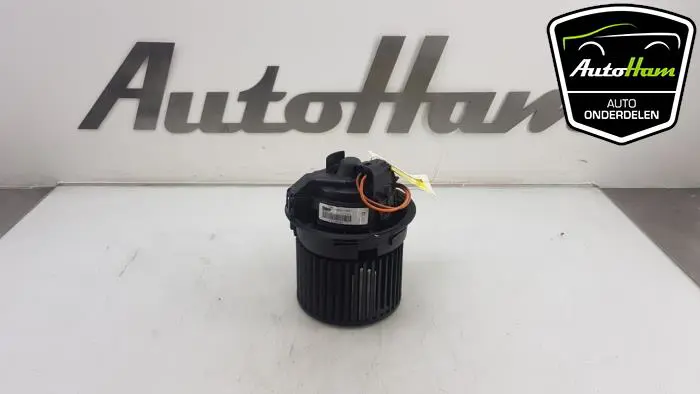 Kachel Ventilatiemotor Renault Clio