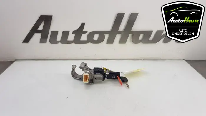 Kontaktslot+Sleutel Peugeot 108