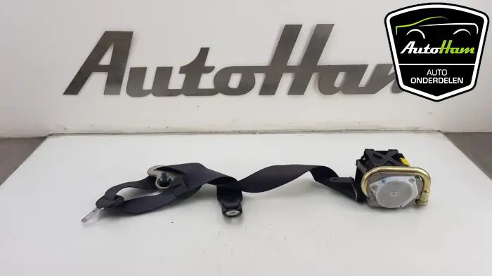Veiligheidsgordel rechts-voor Mazda 6.