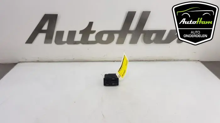 AUX/USB aansluiting Ford Transit Connect