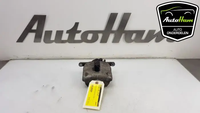 Remklauw (Tang) links-voor Mercedes Citan