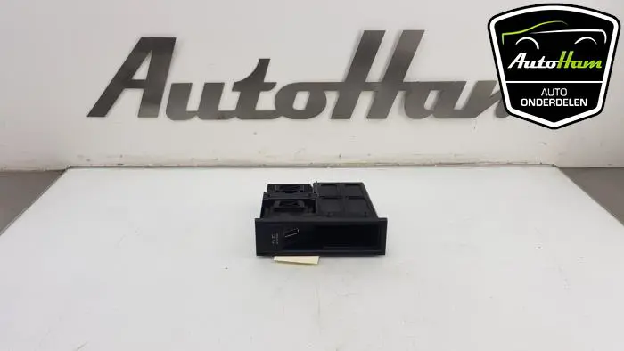 AUX/USB aansluiting Volkswagen Golf