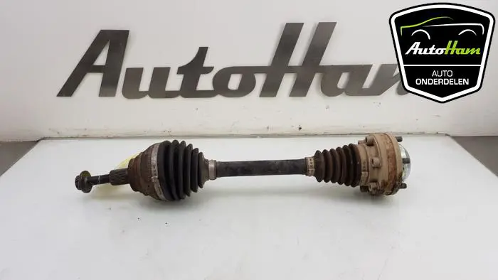 Aandrijfas links-voor Volkswagen Tiguan