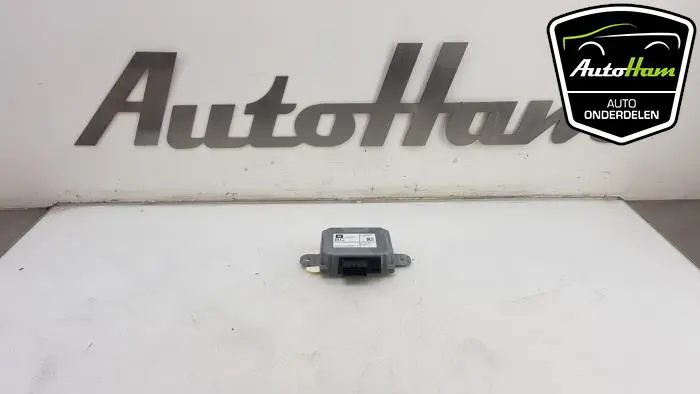 Regelunit Multi Media Opel Zafira C