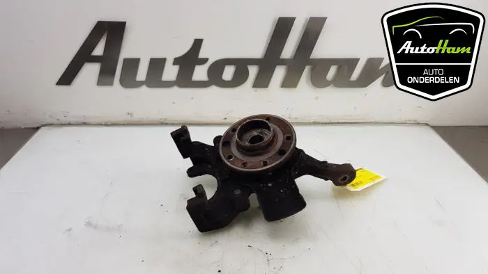 Fusee links-voor Opel Zafira C
