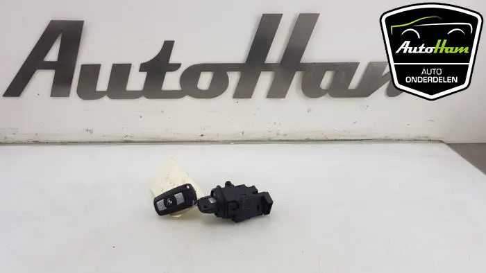 Elektronisch kontaktslot BMW M5