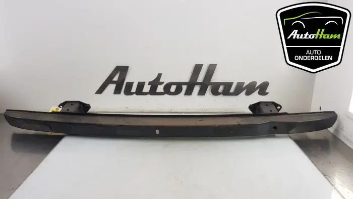 Bumperframe achter Mercedes B-Klasse