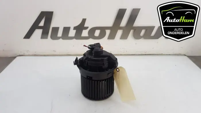 Kachel Ventilatiemotor Renault Clio