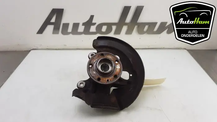 Fusee links-voor Volvo V60