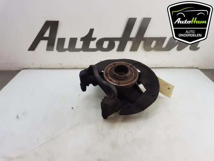 Fusee links-voor Peugeot 308