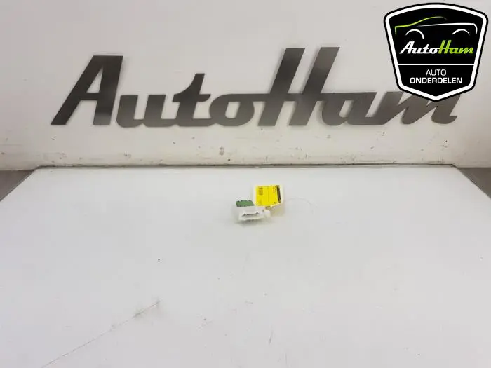 Kachel Weerstand Volkswagen Caddy