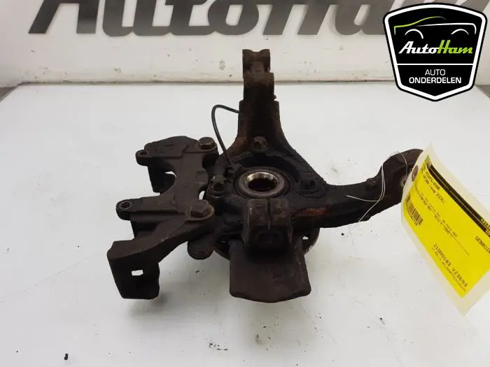 Fusee rechts-voor Opel Zafira C