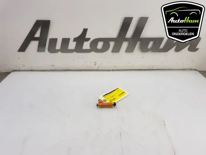 Injector (benzine injectie) Opel Agila
