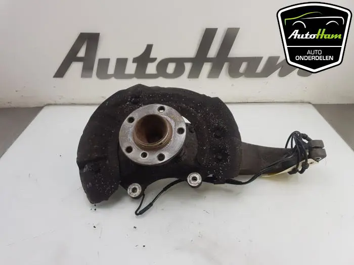 Fusee links-voor BMW 5-Serie