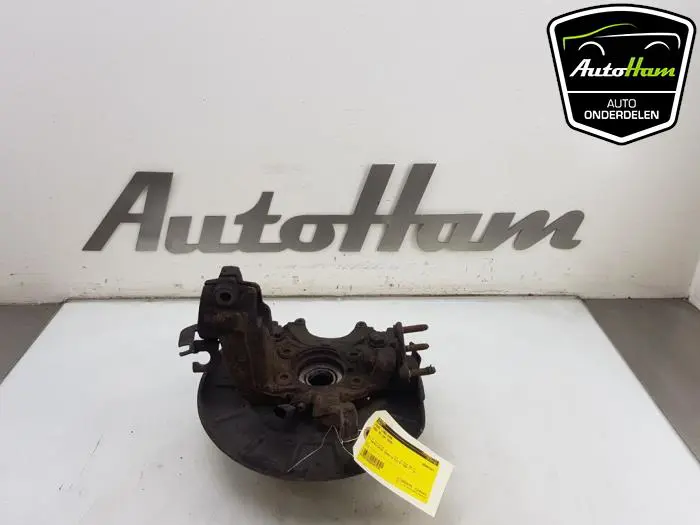 Fusee links-voor Audi A3